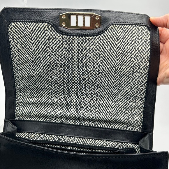 Rebecca Minkoff LOVE Crossbody Black Leather Diamond Quilt EUC - Picture 5 of 14